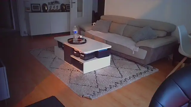 sarametisse26 online show from September 24, 6:34 am