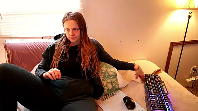 xxpixeyxx online show from March 18, 12:04 am