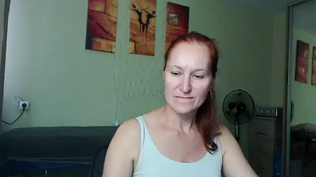 Snapshot of AmellyGrand chatting on September 17, 2:59 pm AmellyGrand online show from September 17, 2:59 pm