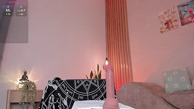 PawgGirl18 online show from January 7, 8:12 pm