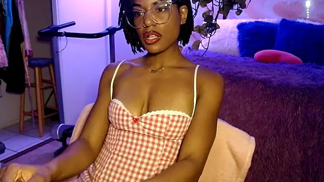 CocoSage online show from December 4, 11:49 pm