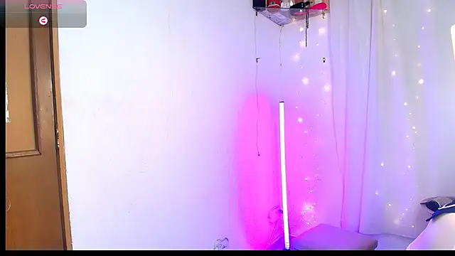 Snapshot of Natasha_Wilde_ chatting on October 14, 9:28 pm Natasha Wilde online show from October 14, 9:28 pm