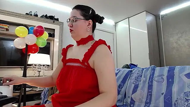 ILoveToFeelU online show from January 9, 9:08 pm