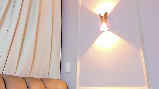 Lia walton online show from February 24, 12:48 pm