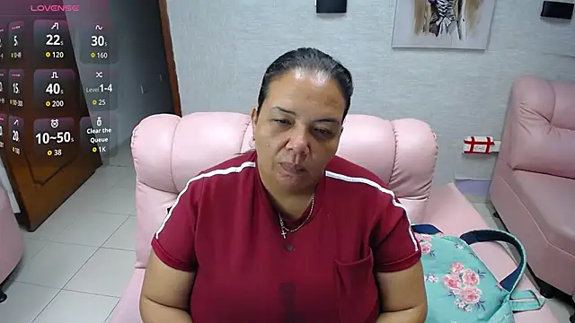 Snapshot of Penelope_Nipples_ chatting on October 20, 11:46 am Penelope Nipples online show from October 20, 11:46 am