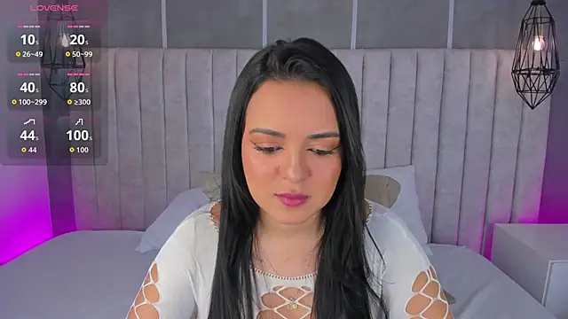 lea gray online show from March 31, 6:52 pm