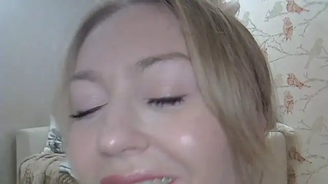 ZarinaSwift online show from November 28, 4:48 am