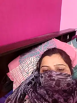 Snapshot of RESHMA_21 chatting on October 2, 2:33 pm RESHMA 21 online show from October 2, 2:33 pm