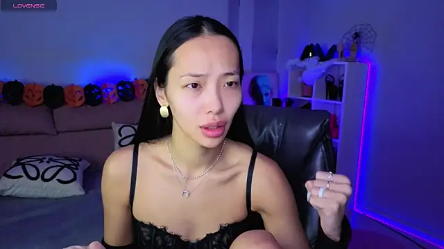  MIURA  online show from October 28, 1:00 am