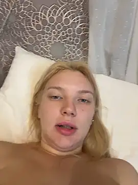 AmmyHot online show from July 14, 4:06 am