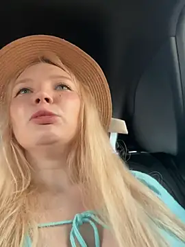 AmmyHot online show from March 31, 3:06 am