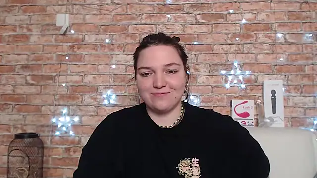 Snapshot of Amelia_Kiss_ chatting on September 19, 12:42 am Amelia Kiss online show from September 19, 12:42 am