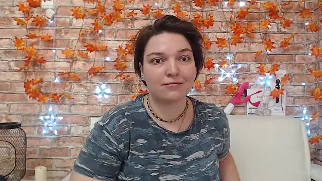 Amelia Kiss  online show from November 22, 12:57 am