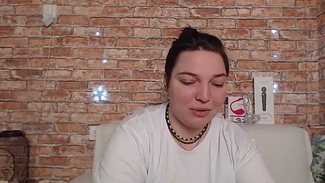 Snapshot of Amelia_Kiss_ chatting on September 16, 12:40 am Amelia Kiss online show from September 16, 12:40 am