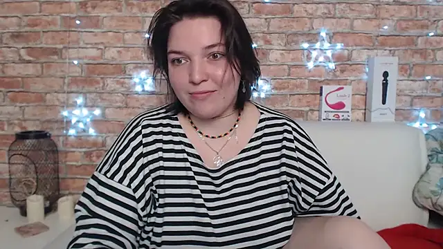 Snapshot of Amelia_Kiss_ chatting on September 24, 12:53 am Amelia Kiss online show from September 24, 12:53 am