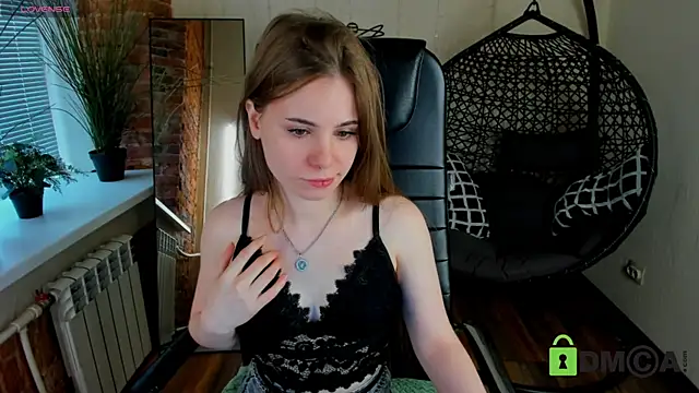 Caitlin Carey online show from February 26, 7:18 am