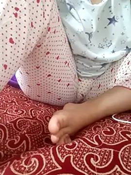 Bombamom online show from April 4, 5:23 pm