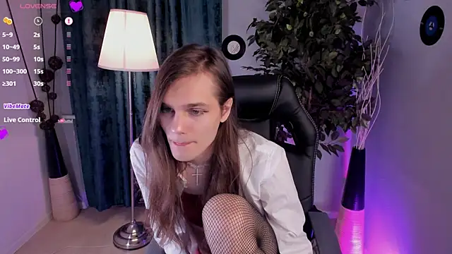 Will Will  online show from February 13, 10:00 pm