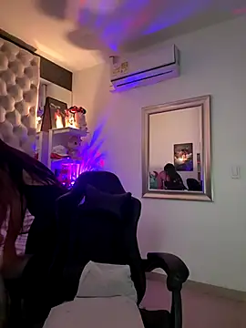 ZarahEvans online show from September 16, 8:17 pm