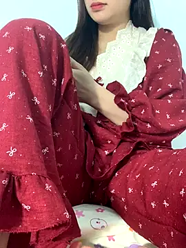 Hoanami online show from December 1, 2:20 pm