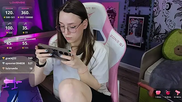 Sweet frosti online show from January 7, 4:49 am