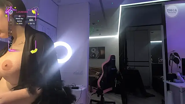 LadyGrotesk online show from February 23, 8:08 pm