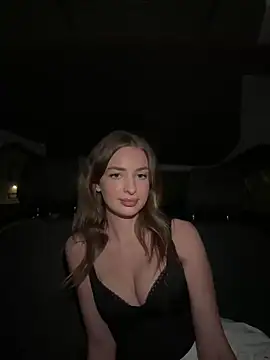 EvieEvans online show from November 4, 5:18 pm