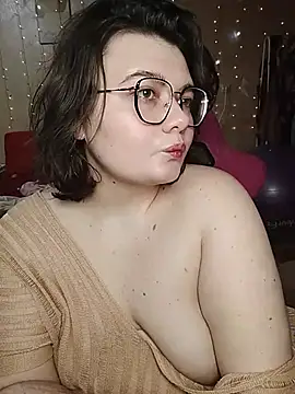 DenisHailey online show from April 9, 6:24 pm