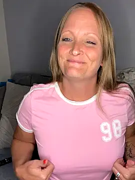 HoneyBluex online show from October 7, 9:52 pm