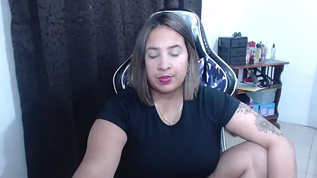 KathyHardcore69 online show from January 6, 3:43 am