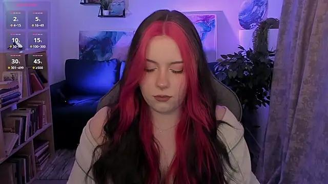 CoralineKeyns online show from March 25, 5:54 am