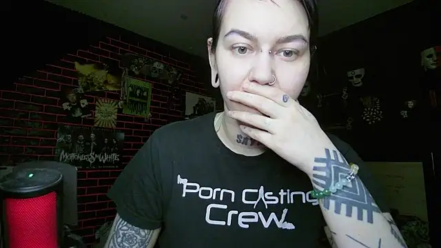 MoorderxDoll online show from March 23, 10:05 pm