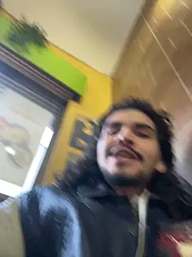 Snapshot of aangie__uwu chatting on October 1, 10:26 pm aangie  uwu online show from October 1, 10:26 pm