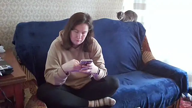 Snapshot of franceska_blue chatting on October 19, 10:39 am franceska blue online show from October 19, 10:39 am