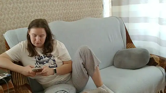 Snapshot of franceska_blue chatting on September 26, 10:57 am franceska blue online show from September 26, 10:57 am