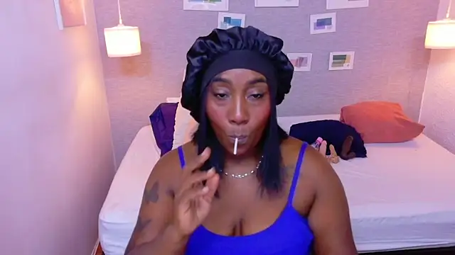 kiara evanss online show from April 11, 7:45 am