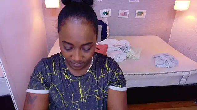 kiara evanss online show from April 30, 1:22 am