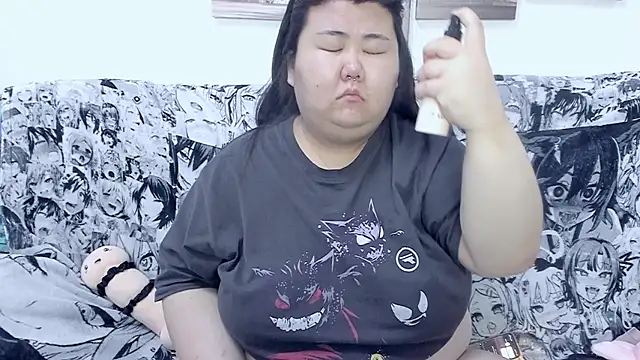 Nadine asian online show from September 18, 2:43 am