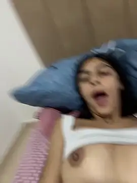 cristel 17 online show from November 27, 11:07 pm