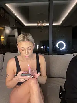 SexOnMyLvL online show from March 29, 8:30 pm