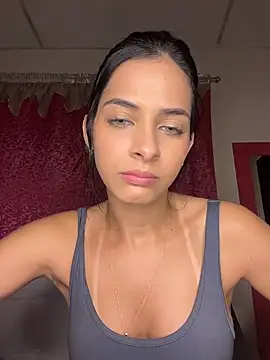 violetta-brown1 online show from December 4, 2:14 am