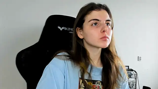 emmamurrr online show from December 3, 10:39 am