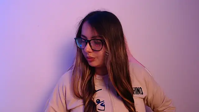 lalawhitte online show from January 9, 9:52 pm