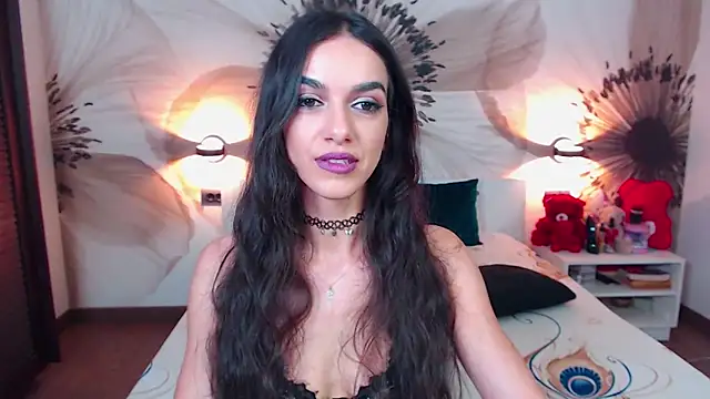 Snapshot of KatherineBisou chatting on September 16, 6:05 pm KatherineBisou online show from September 16, 6:05 pm