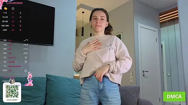 DonnaBurkee online show from October 4, 4:07 am