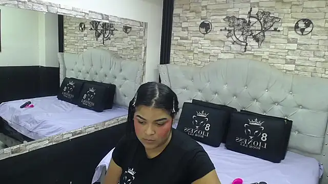 sia cavad online show from November 29, 1:15 pm