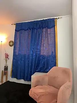 Alessandra Schmoll online show from September 22, 6:50 pm