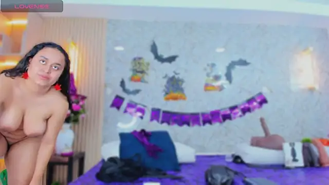 sabrina shark  online show from November 1, 2:37 am