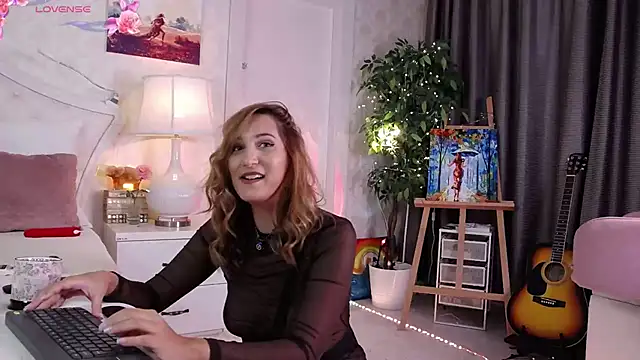 Snapshot of IreneHope chatting on September 30, 7:25 am IreneHope online show from September 30, 7:25 am