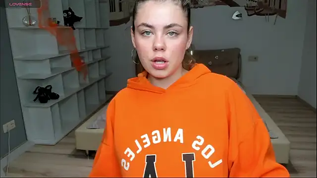 IsabellaBler online show from October 24, 6:53 am